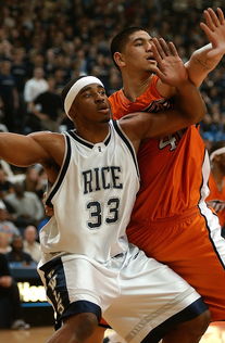 乐鱼体育官网网址-篮球运动员专项体能训练周期设计与效果评价分析,篮球队体能训练计划方案