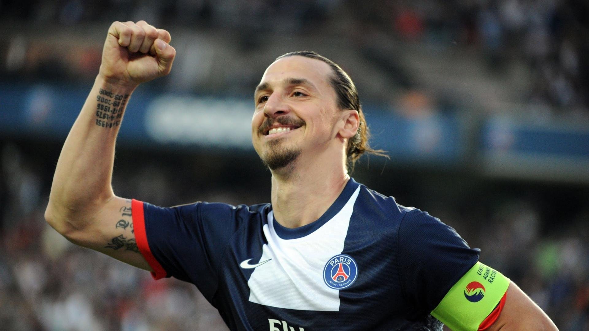 6日凌晨欧冠联赛第四轮火热开启,曼城能否迎来反弹对决大黄蜂?