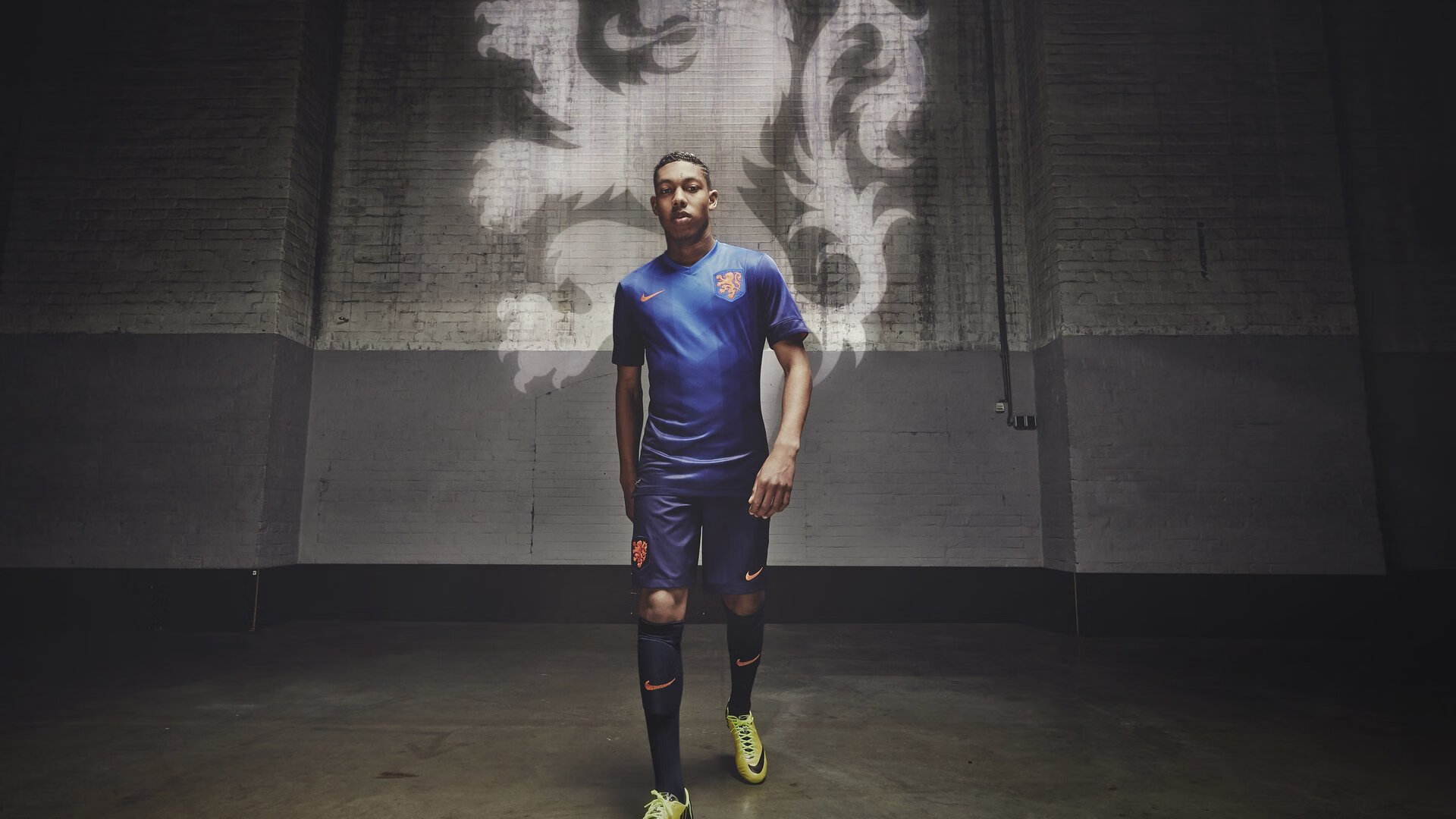 18岁票王+涅槃王者领衔!FIFPRO年度最佳11人揭晓,技术流统治足坛